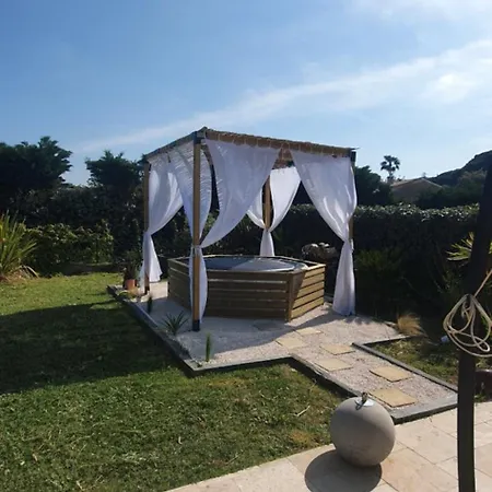 Vila Jolie Maison Familiale Golfe De Saint-tropez Gassin