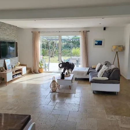 Jolie Maison Familiale Golfe De Saint-tropez Villa Gassin